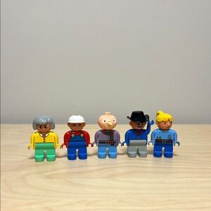 Lego Duplo Vintage Assorted Mini Figures Set of 5 people